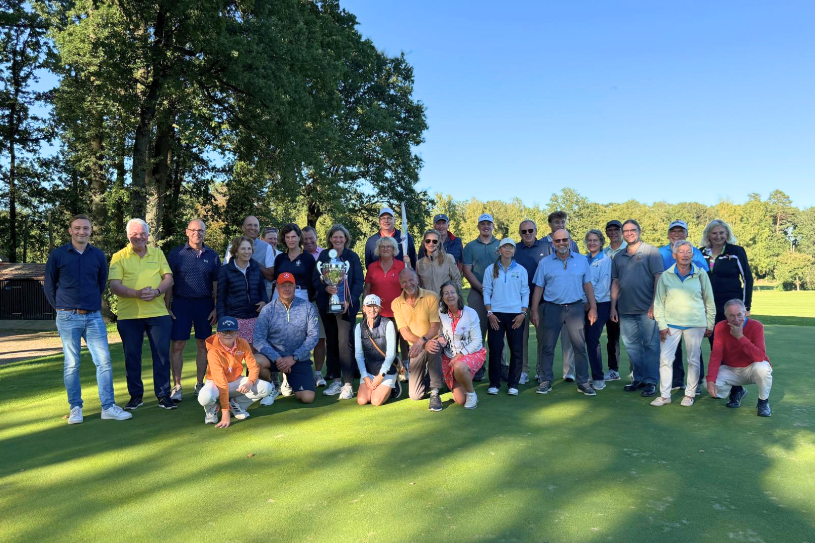 EUREGIO Games Achterhoek Wint De Euregio Derby Cup In Winterswijk 2 Groepsfoto van de deelnemers van Euregio Derby Cup in het kader van Euregio Golftoernooi