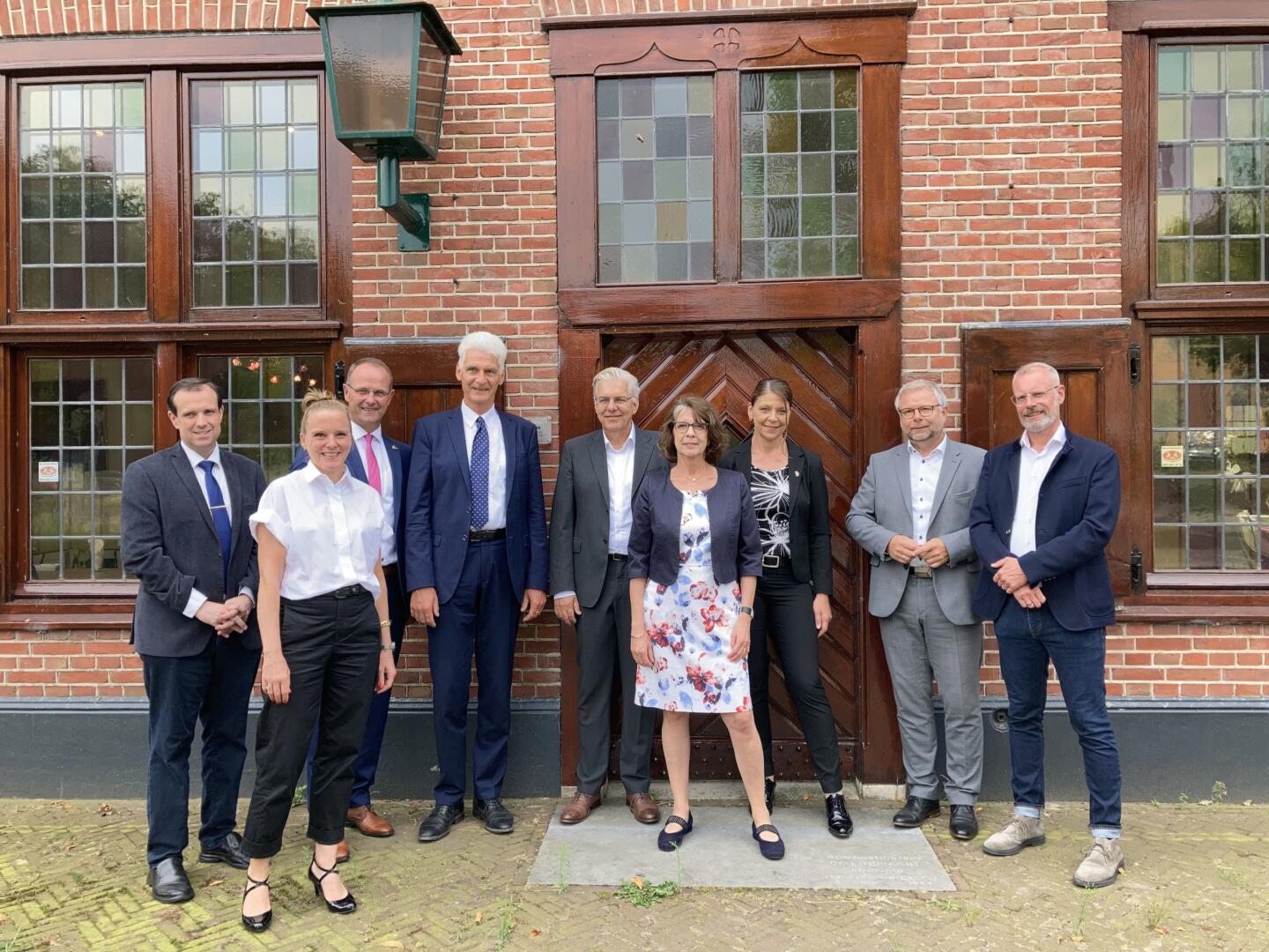 Staatssecretaris Dr. Schmachtenberg brengt bezoek aan EUREGIO © Bundesministerium für Arbeit und Soziales