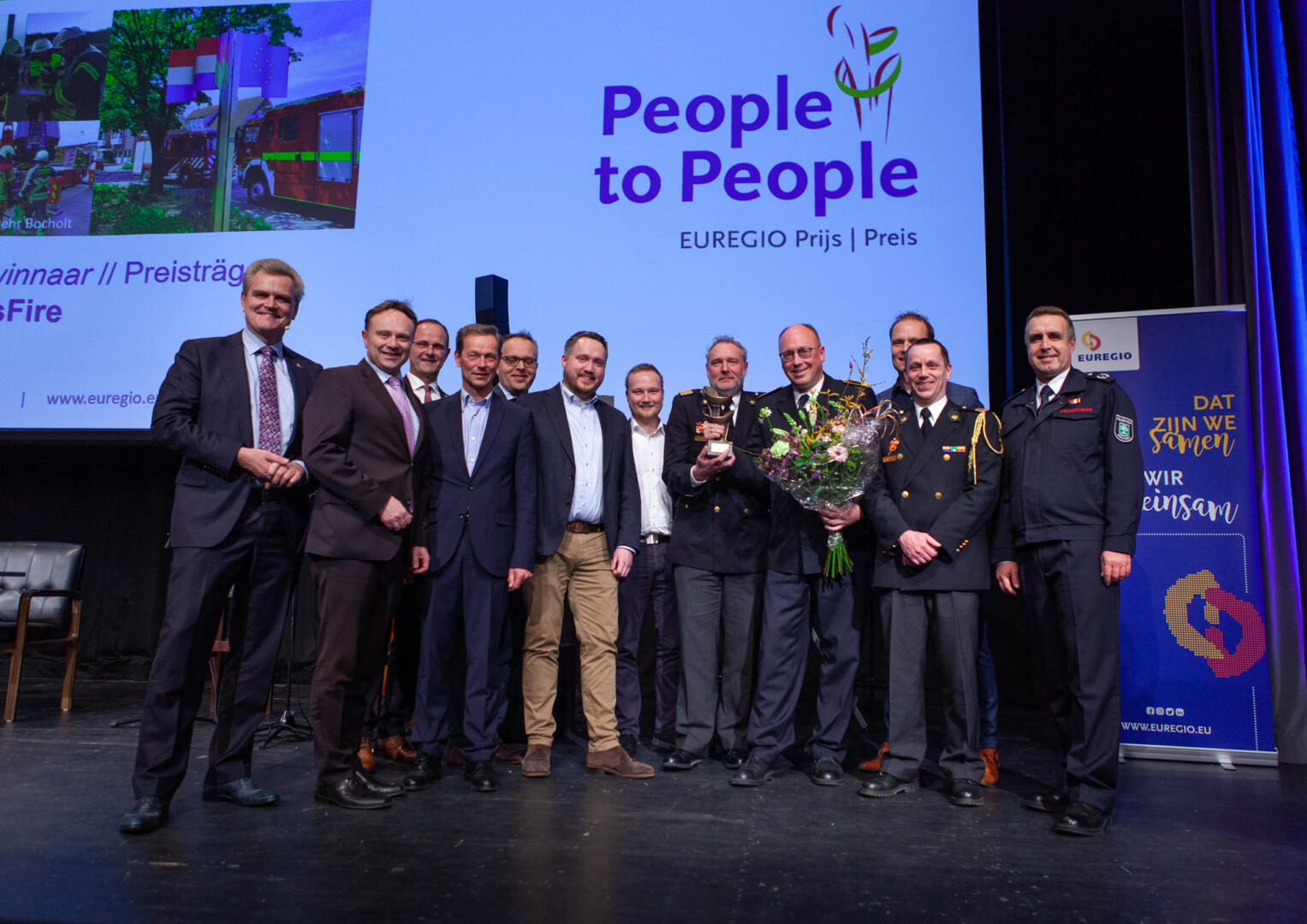 20230113 Euregio – Nieuwjaarsbijeenkomst – RobBaas -Prev – Press-23 Winnaar People-to-People-EUREGIO-prijs is CrossFire