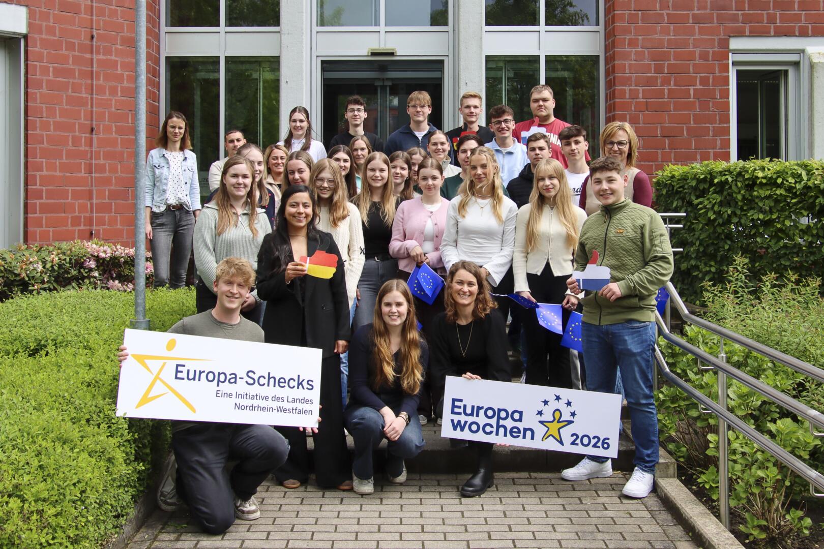 Auszubildende in Kreis Coesfeld Auszubildende in Kreis Coesfeld die deelnamen aan de seminar „Europa vor Ort erleben – Europakompetenz stärken“ in het Kreiskantoor. Kreis Coesfeld, © Madeleine Brüning.